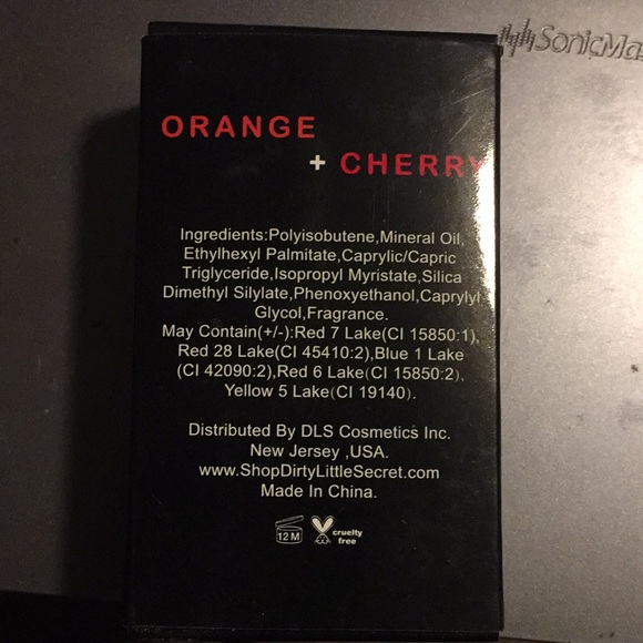 Lip Oil Duo - Picture 2 of 3